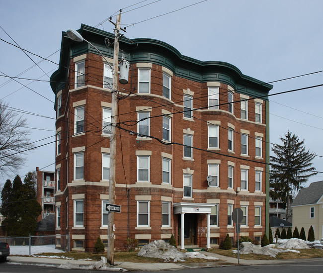 45 Wolcott St in Holyoke, MA - Building Photo - Building Photo