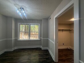 118-122 Chatham Woods Dr in Cary, NC - Building Photo - Building Photo