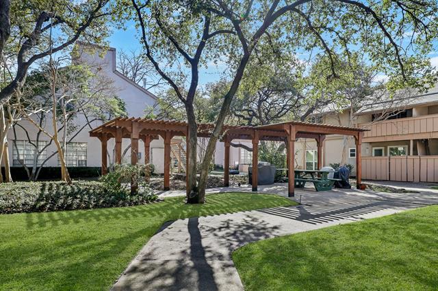 property at 10580 High Hollows Dr