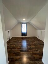 18 Rankin St, Unit Attic in Elizabeth, NJ - Building Photo - Building Photo