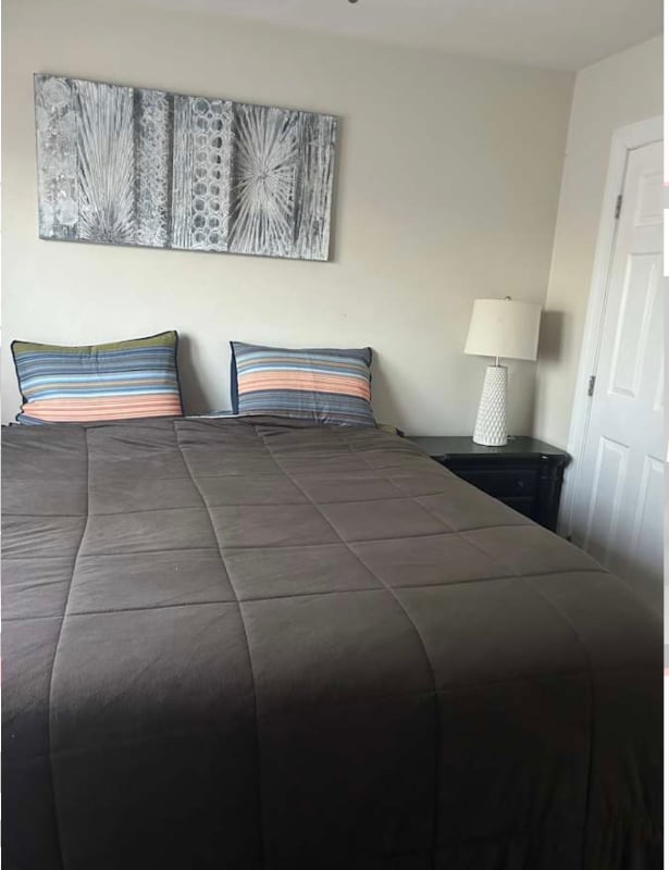 96 Dahlgren Ave in Portsmouth, VA - Foto de edificio - Building Photo