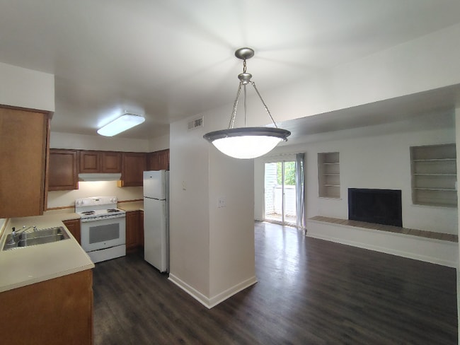 600 Reusens Rd, Unit Waitlist in Lynchburg, VA - Building Photo - Building Photo