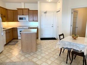 110 Armistice Way in Saskatoon, SK - Building Photo - Building Photo