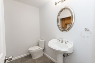 852 Neptune Ct in San Mateo, CA - Building Photo - Building Photo