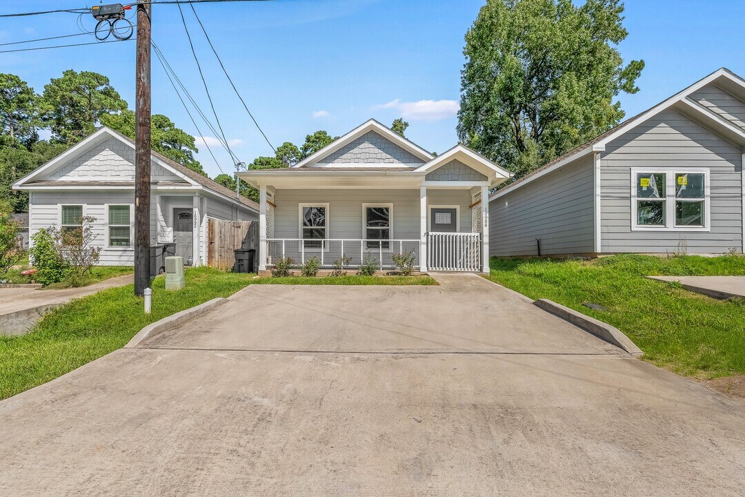 16988 W Dounreay St in Montgomery, TX - Building Photo