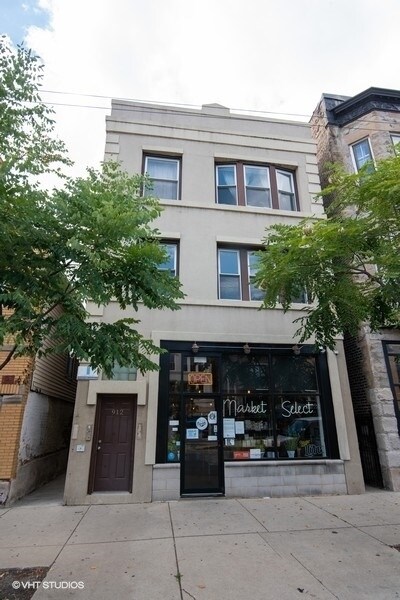 property at 912 N Ashland Ave