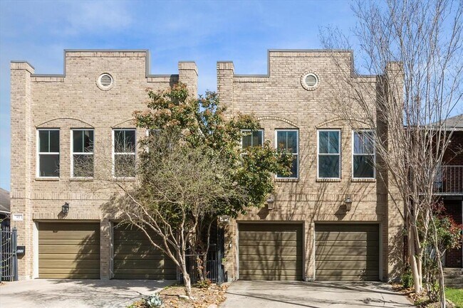 420 W Saulnier St in Houston, TX - Building Photo - Building Photo