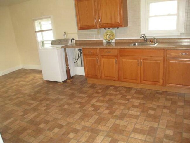 property at 80 Lake St