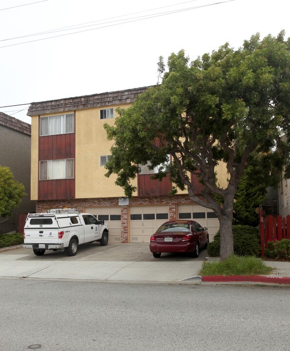 474 Commercial Ave in South San Francisco, CA - Building Photo