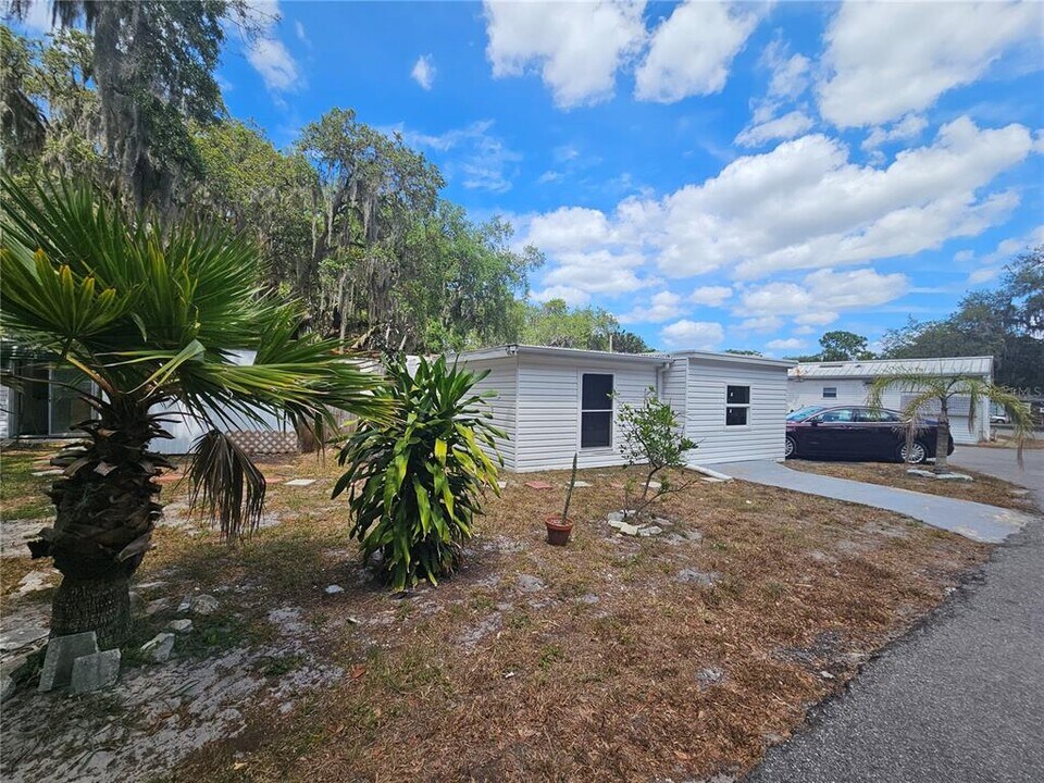 5150 Boggy Creek Rd in St. Cloud, FL - Building Photo
