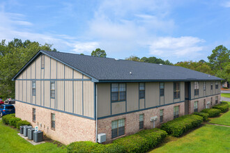 Treehaven in Summerville, SC - Foto de edificio - Building Photo