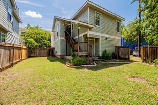 5406 Martin Ave in Austin, TX - Building Photo