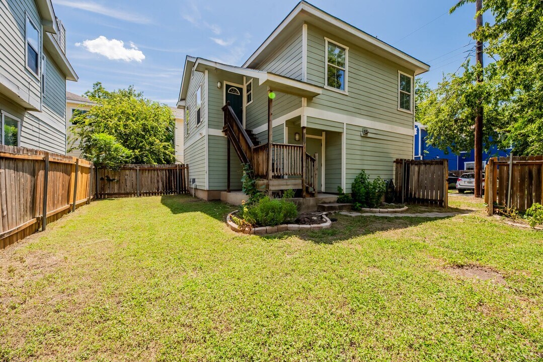 5406 Martin Ave in Austin, TX - Building Photo