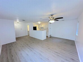 1909 Juanita Dr in Arlington, TX - Building Photo - Building Photo