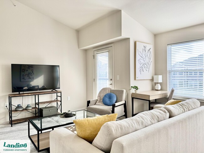 301 Towne Center Dr in Belton, MO - Foto de edificio - Building Photo