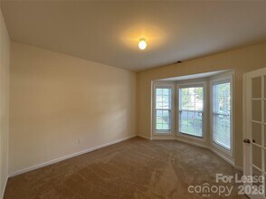 16110 Cloverleaf Ct in Charlotte, NC - Building Photo - Building Photo