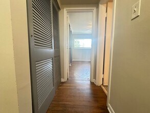 1568 Alexandria Dr in Lexington, KY - Building Photo - Building Photo