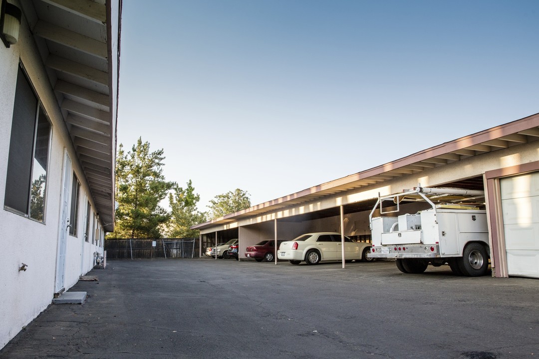 Northview Terrace in Yucaipa, CA - Foto de edificio