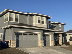 11845 N Barn Owl Wy in Boise, ID - Building Photo - Building Photo