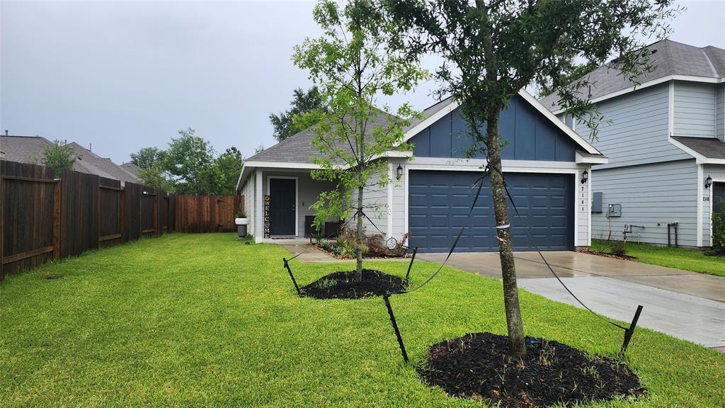 2141 Graham Pt Wy in Conroe, TX - Building Photo