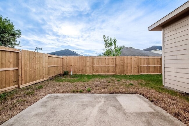 property at 1807 Hidden Breeze Dr