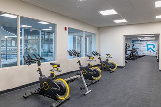 ReVi Harrisburg in New Cumberland, PA - Foto de edificio - Interior Photo