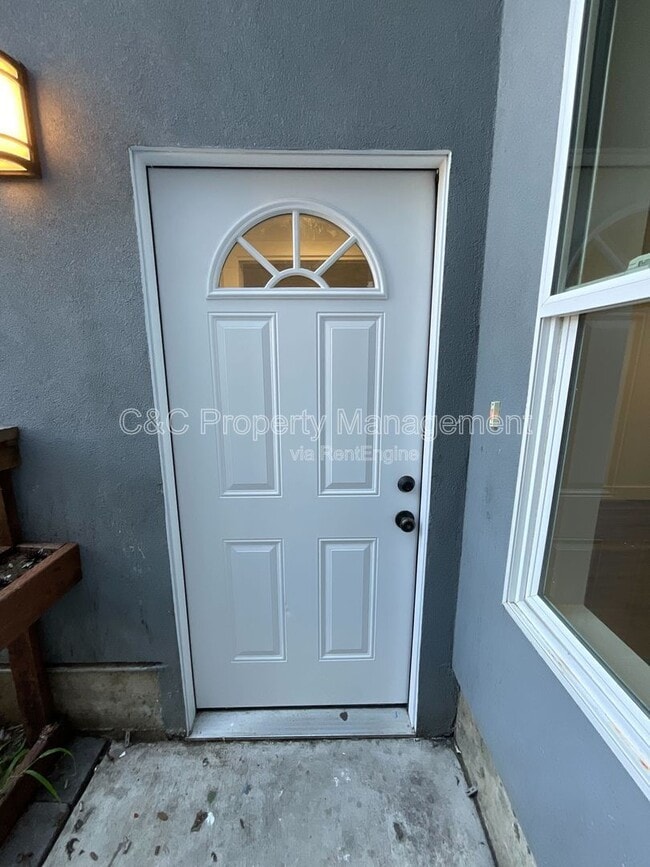 184 Los Olivos Ave in Daly City, CA - Building Photo - Building Photo