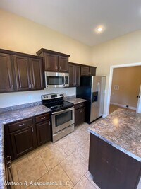 106 Sycamore Dr photo'