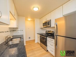 3531-3533 E Upriver Dr in Spokane, WA - Building Photo - Building Photo