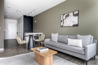 2 Leighton St in Cambridge, MA - Building Photo - Building Photo