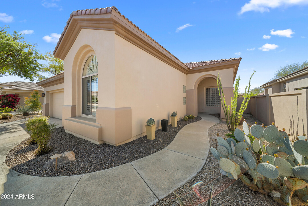 8227 E Angel Spirit Dr in Scottsdale, AZ - Building Photo