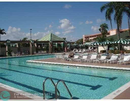 3201 Portofino Point in Coconut Creek, FL - Foto de edificio