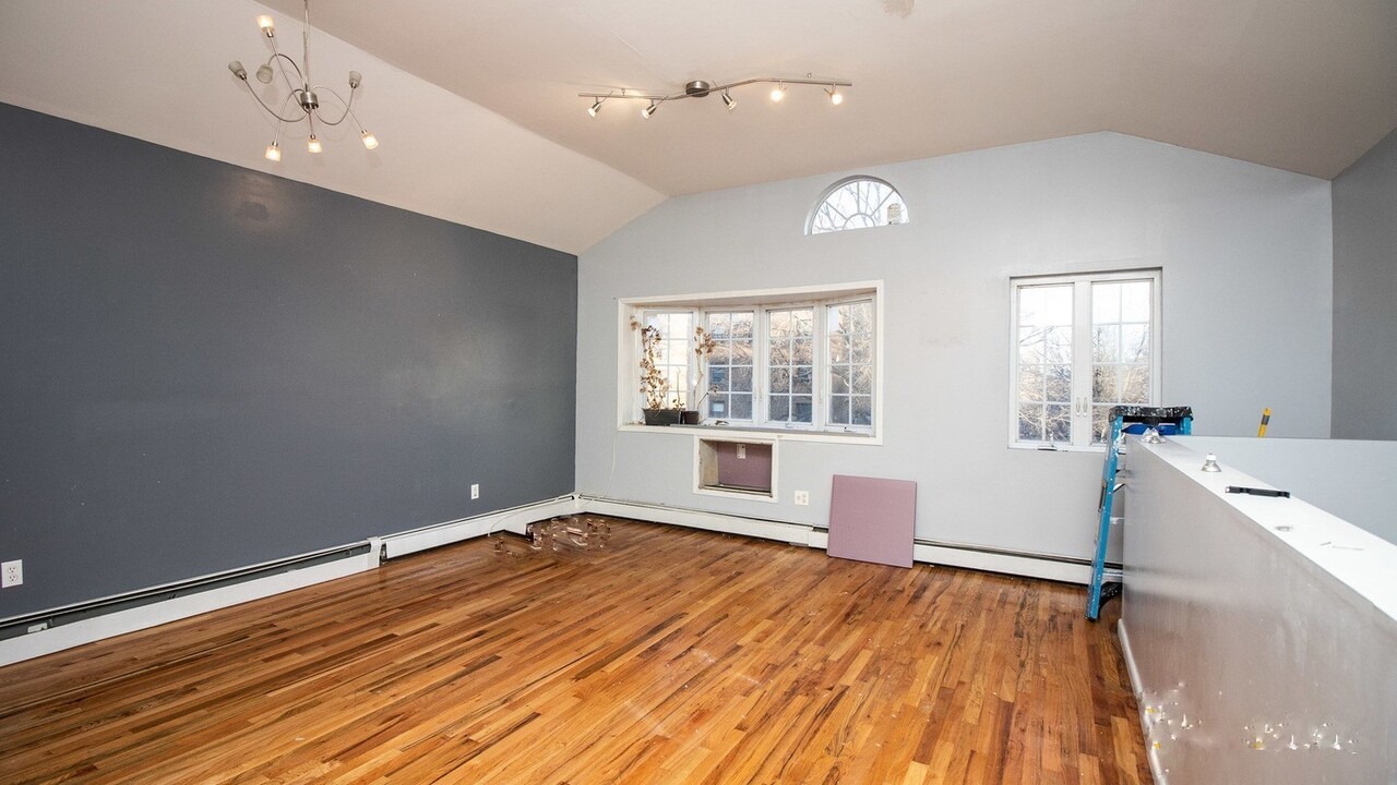 968 Myrtle Ave in Brooklyn, NY - Building Photo