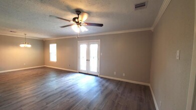 22102 Calderbrook Dr in Katy, TX - Building Photo - Building Photo