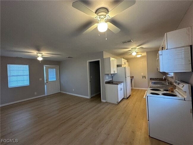 property at 4717 Douglas Ln