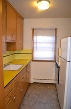 1126 Vilas Ave, Unit #1 in Madison, WI - Building Photo - Building Photo