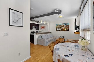 343 Platinum St SW in Albuquerque, NM - Building Photo - Building Photo