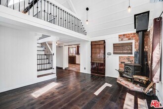 638 N Topanga Canyon Blvd in Topanga, CA - Building Photo - Building Photo