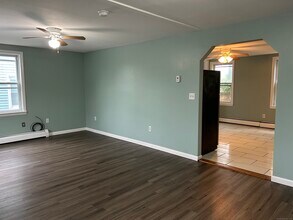126 Ashland St in Griswold, CT - Building Photo - Building Photo