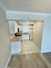 10540 77th Ter, Unit 208 in Seminole, FL - Building Photo - Building Photo