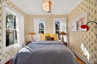 214 W Gwinnett St in Savannah, GA - Building Photo - Building Photo