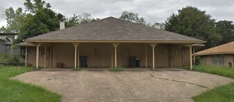 1106 Magnolia St in Mansfield, TX - Building Photo