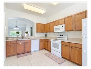 4194 Winding Vine Dr in Lakeland, FL - Building Photo - Building Photo