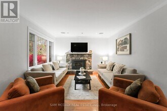 64 Wanita Rd in Mississauga, ON - Building Photo - Building Photo