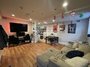 721 Parker St in Boston, MA - Building Photo - Building Photo