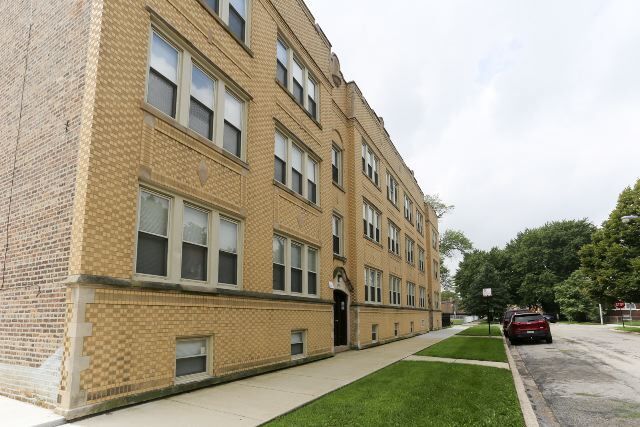 4731 W Cornelia Ave in Chicago, IL - Building Photo