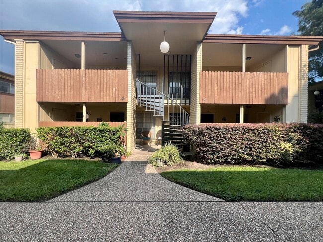 property at 7714 Renwick Dr