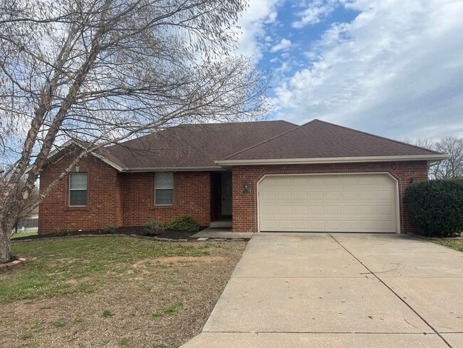 property at 414 S Michelle Ave