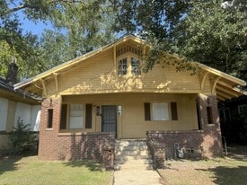 803 S Broad St in Mobile, AL - Building Photo