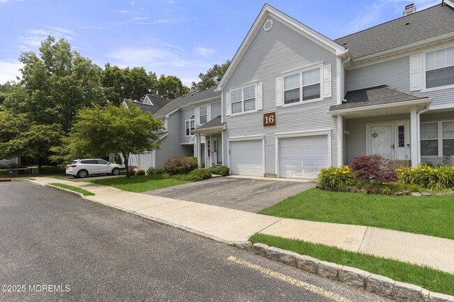 1604 Aqueduct Ct in Toms River, NJ - Building Photo - Building Photo